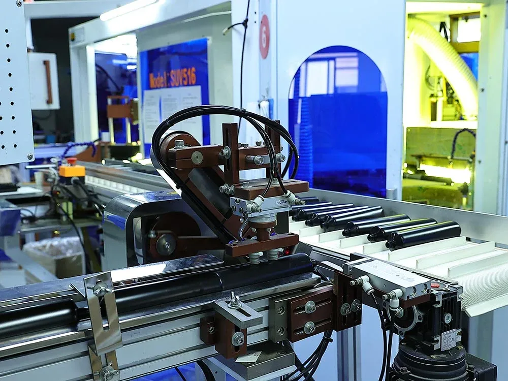 Precision cosmetic packaging production workshop